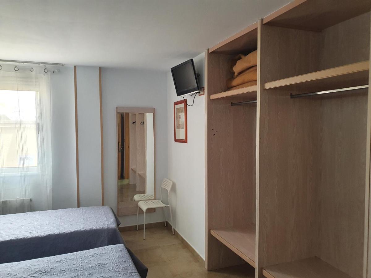 Hostal Fronton Alcobendas Exteriér fotografie