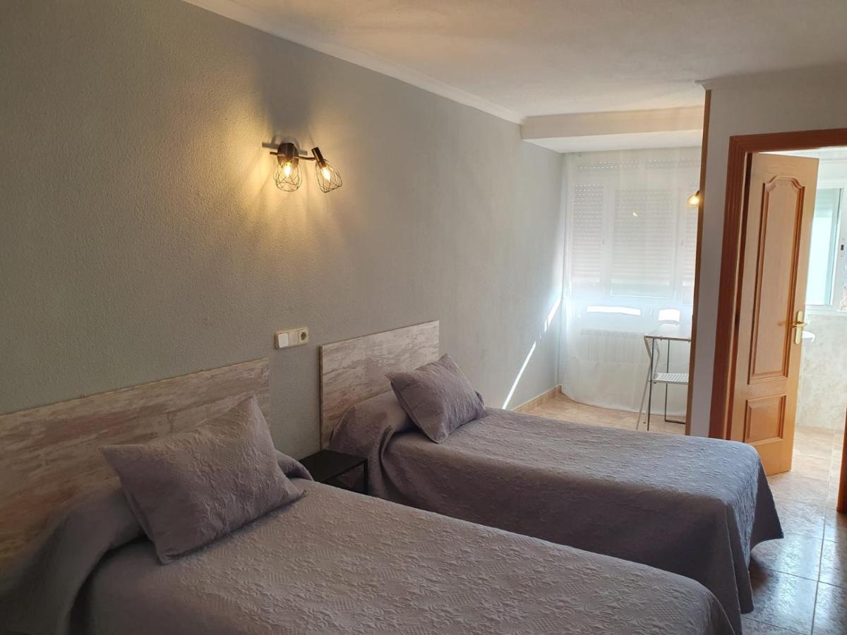 Hostal Fronton Alcobendas Exteriér fotografie